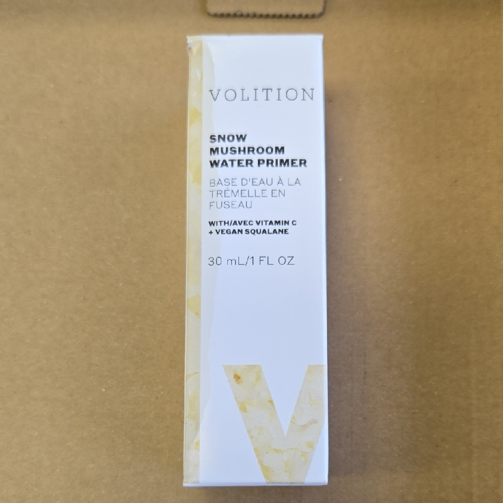 Snow Mushroom Water Primer - White